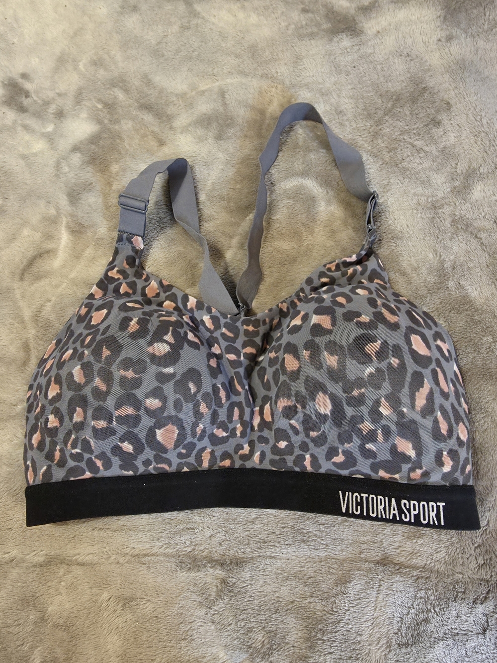 Gray & Pink Leopard Wireless Sports Bra
